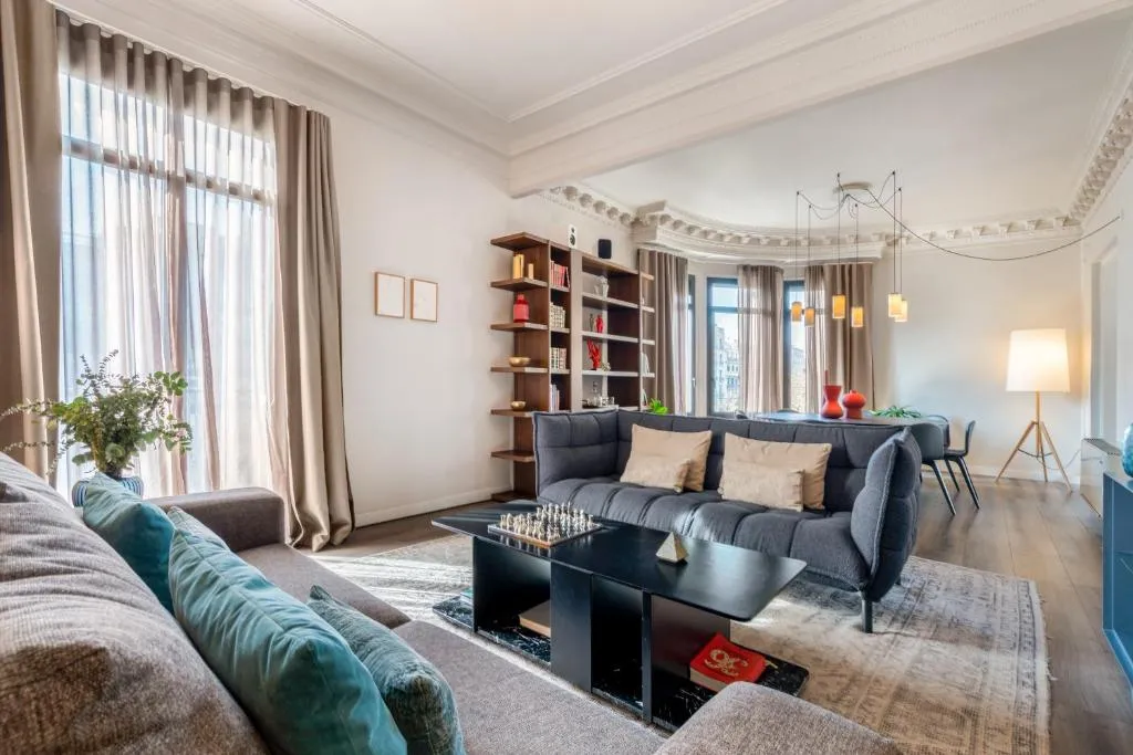 Casagrand Luxury Apartments Barcelona