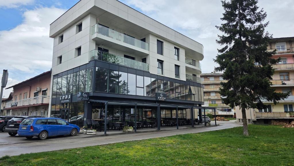 Apartment Real - Housity