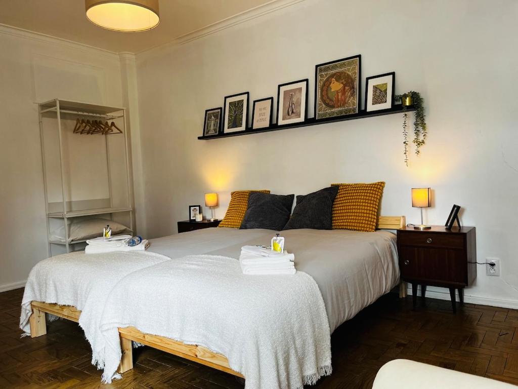 Low Cost Airport Whole Apartment
