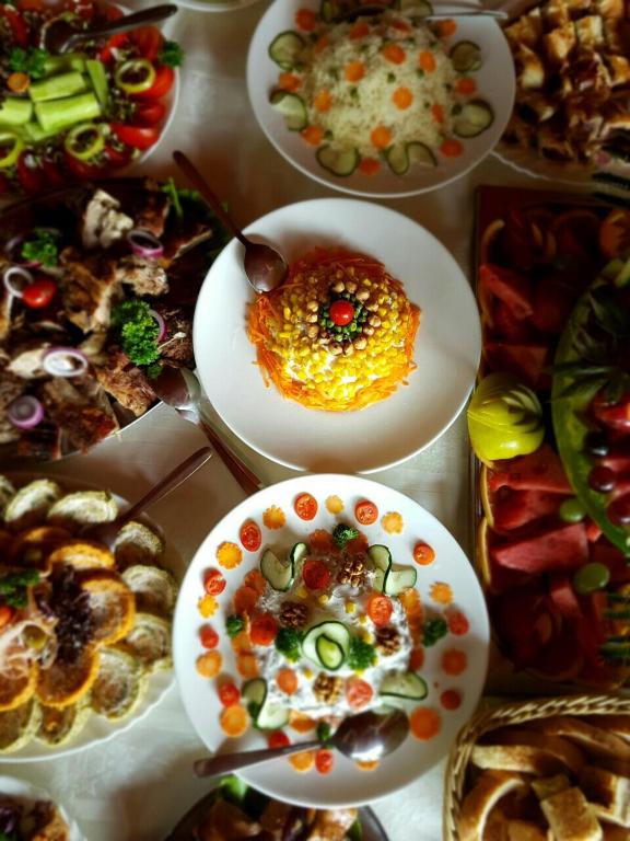 Cibo presso l'affittacamere o nelle vicinanze
