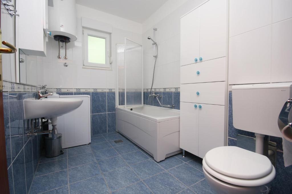 Kúpeľňa v ubytovaní Apartments Beverly