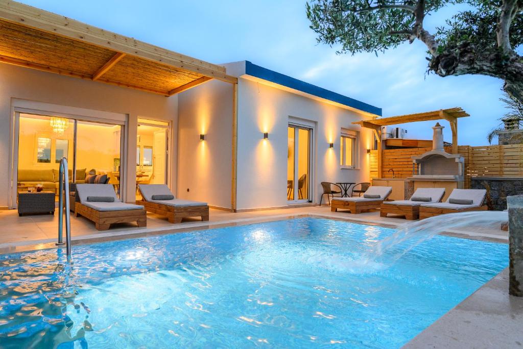 Villa Miranda Blue - 3BD Villa with Private Pool