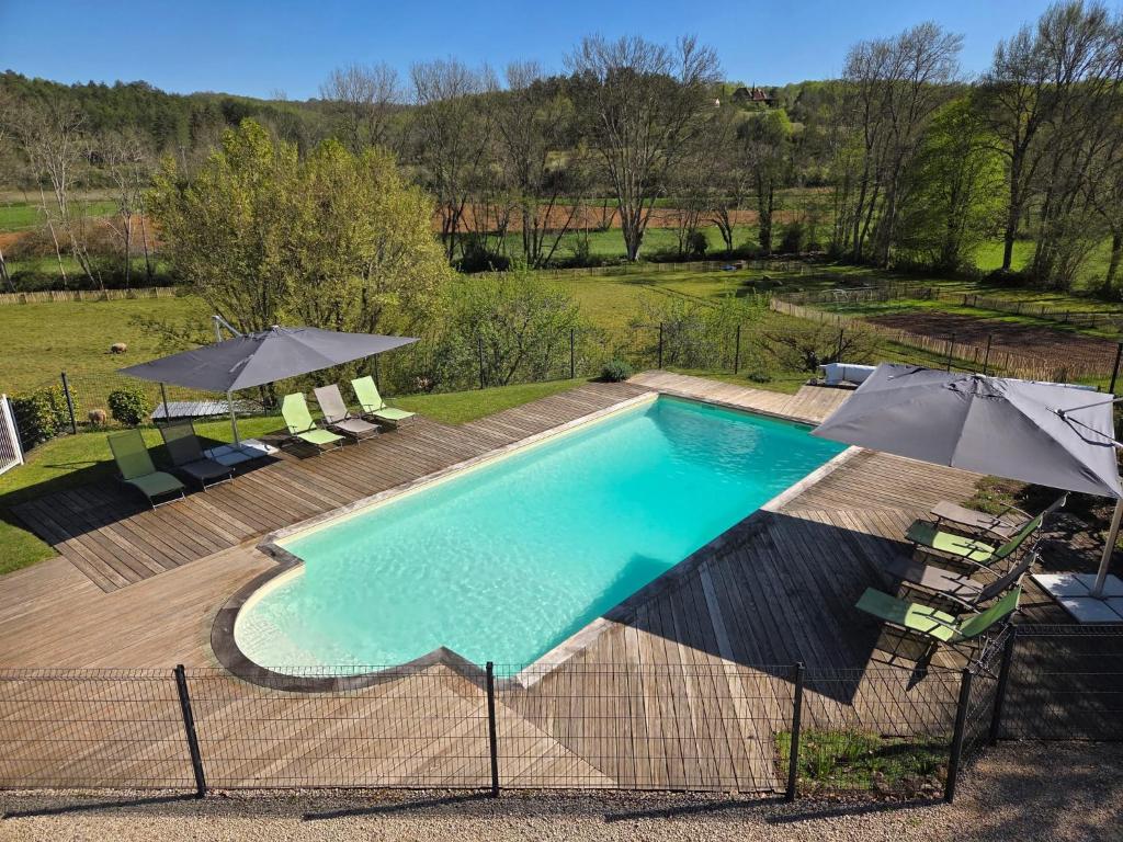 Piscina a Gîte le Pech o a prop