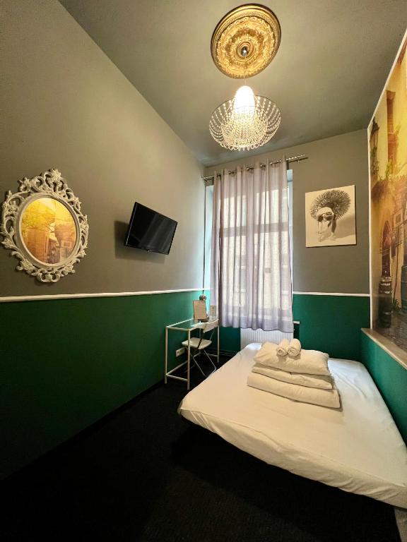 Royal Aparthotel Piotrkowska 116 - Double Room