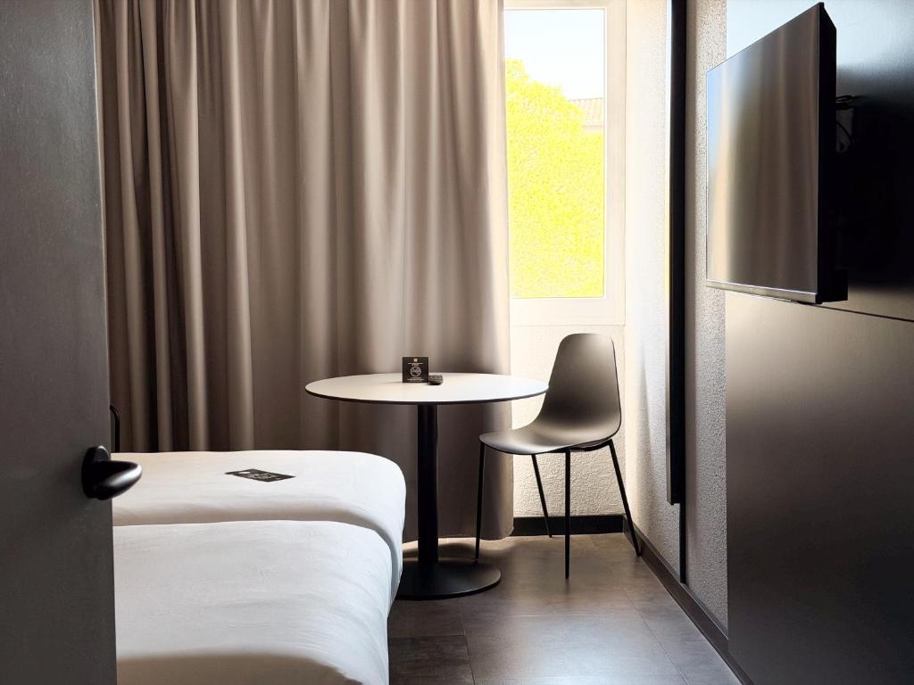 Ibis Alès Centre Ville - 标准间 - 带两张单人床