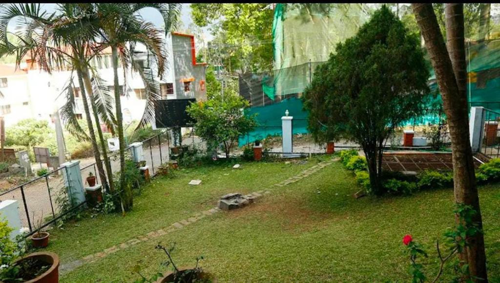 Gallery image of Monsoon Blooms in Yercaud