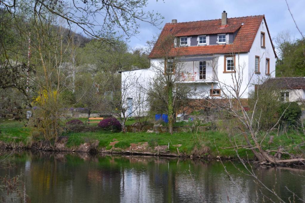 Ferienhaus am Glan, mit Boot und Ufer - Casa Vacanze
