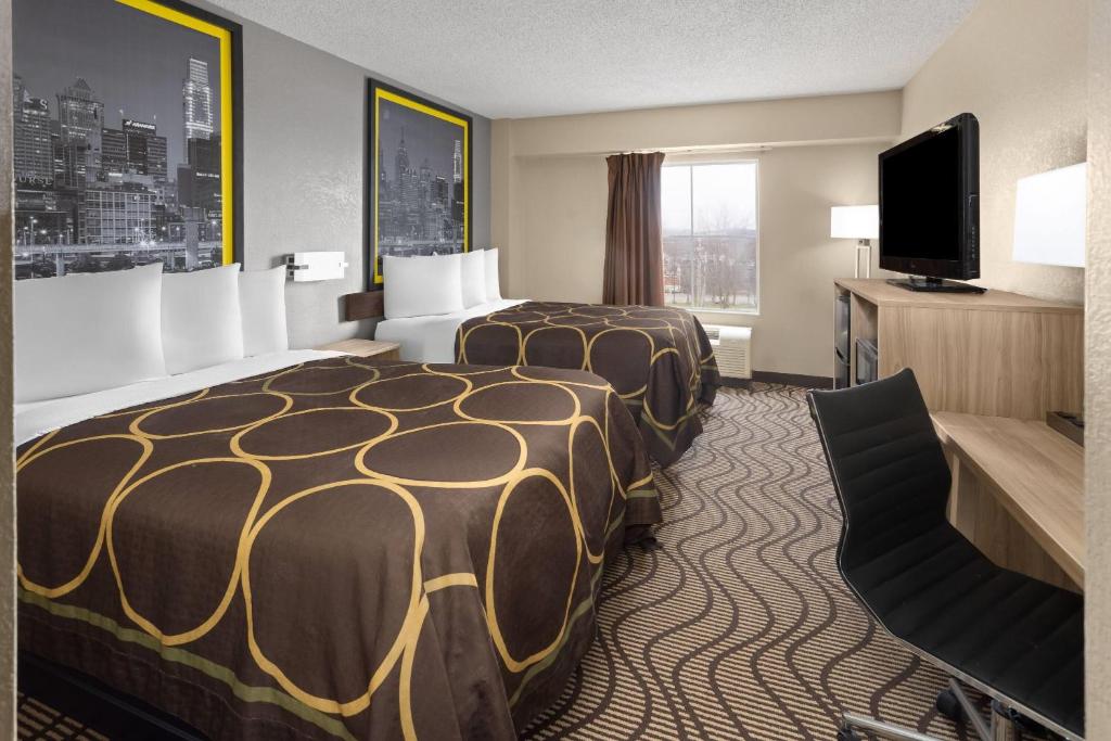 Super 8 by Wyndham Mars/Cranberry/Pittsburgh Area photo