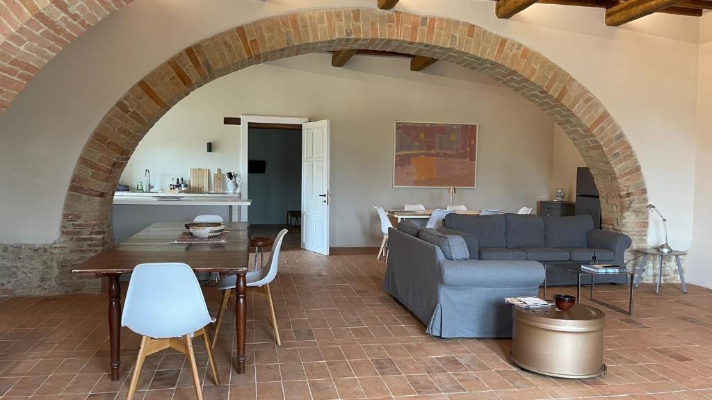 Tenuta Morcella tra Todi e Perugia con piscina in esclusiva