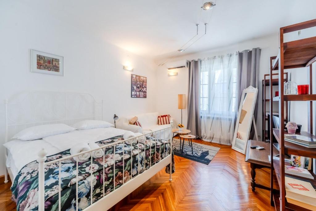 Cozy Studio in the Center of Zagreb - Happy Rentals