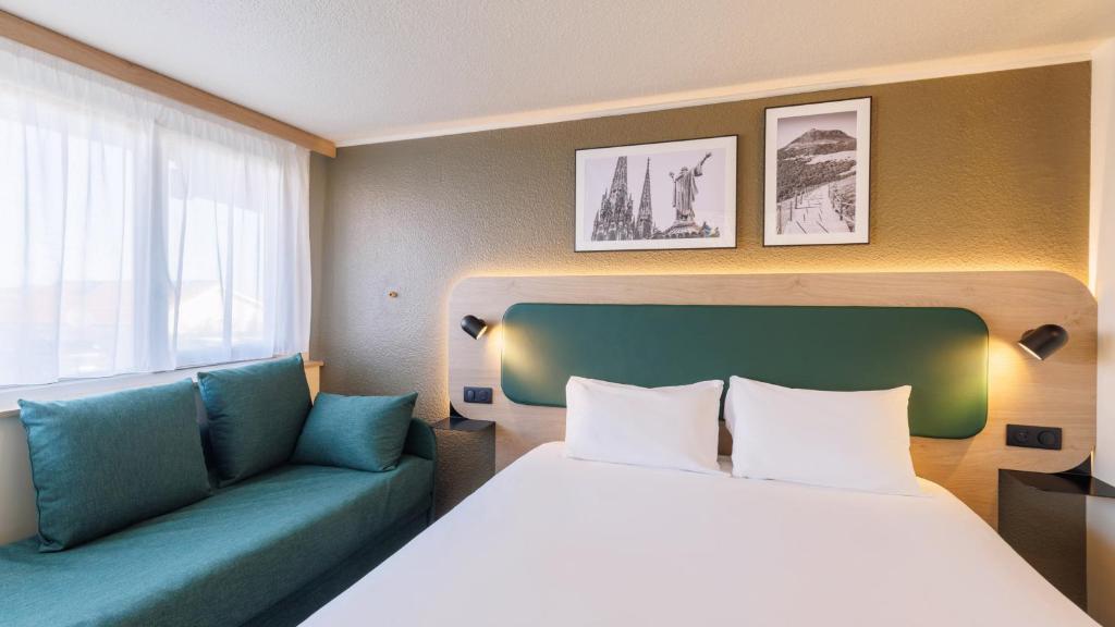 Campanile NATURE - Clermont Ferrand Le Brezet - Superior Double Room With Sofa Bed