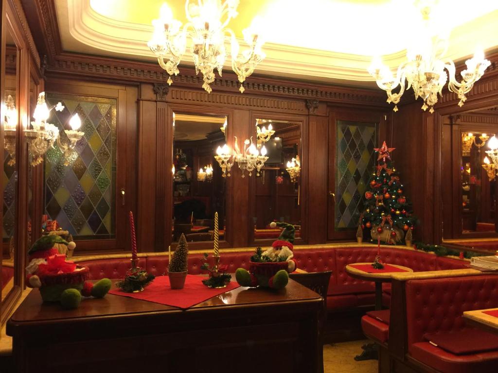 Hotel Lux - Resim 11