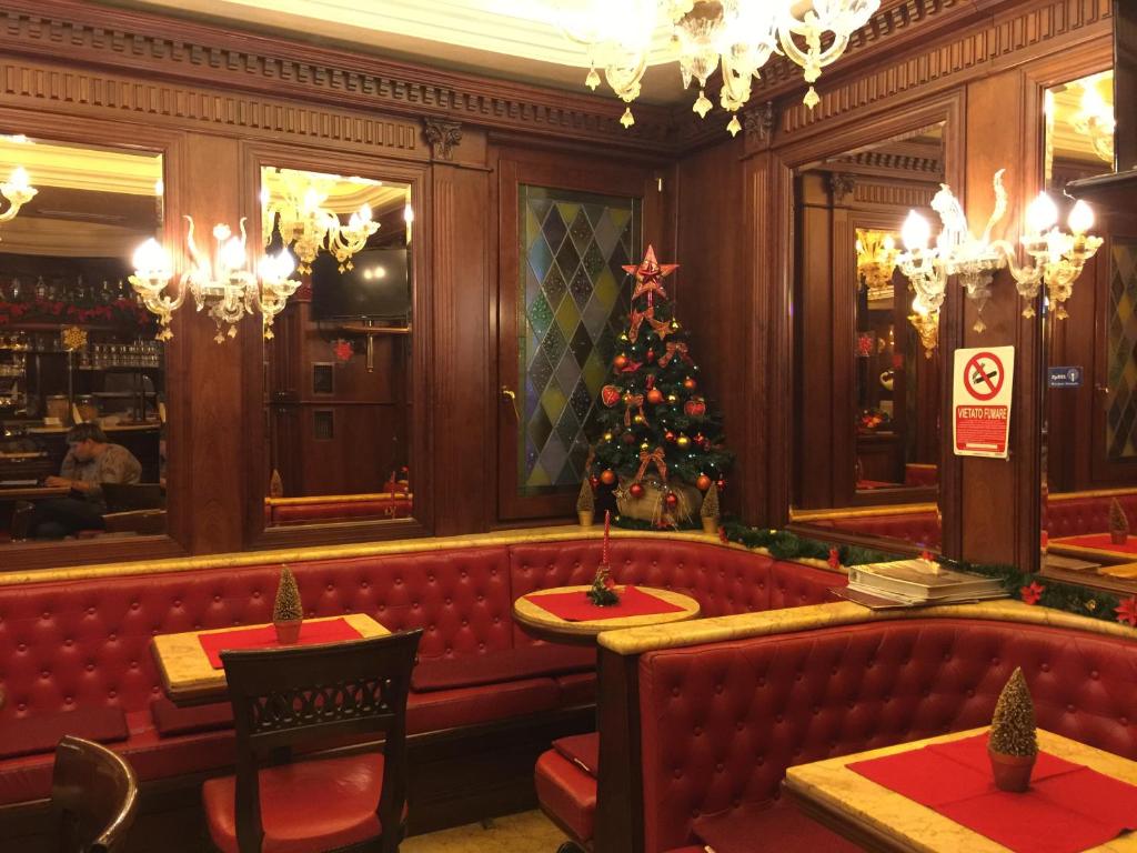 Hotel Lux - Resim 12