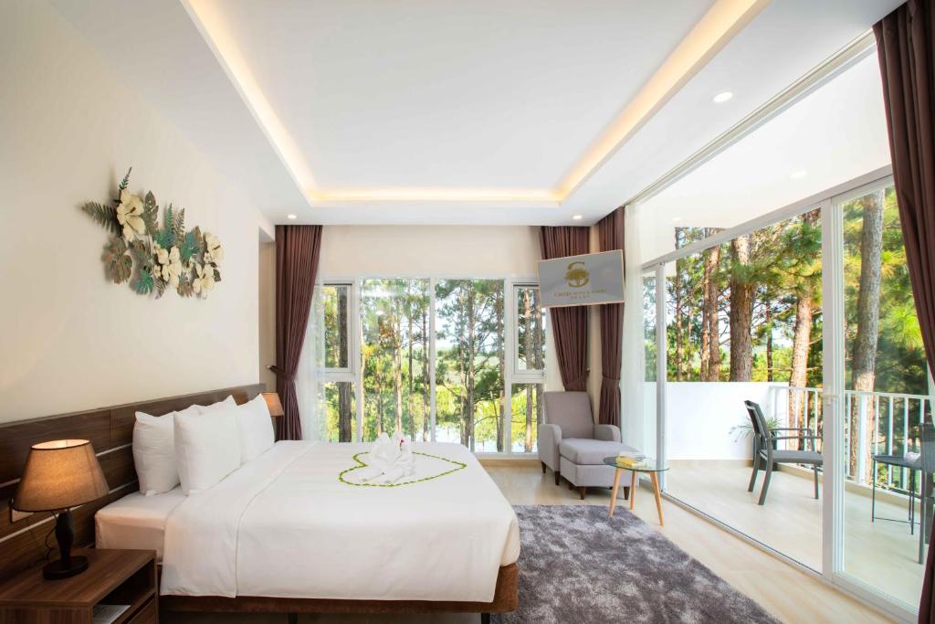 Suite Nhìn Ra Hồ