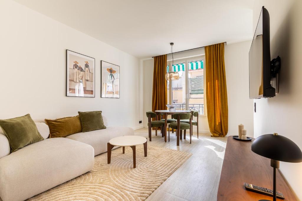 Stylish modern apartment in prime location