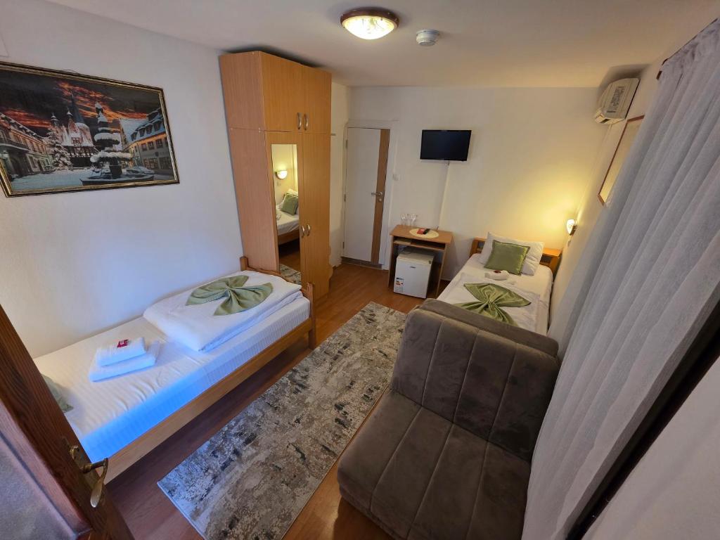 Hotel Bokeljski Dvori - Twin Room With Garden View