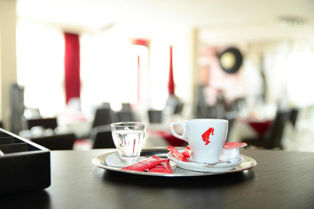 Nápoje v ubytování Hotel Razvan