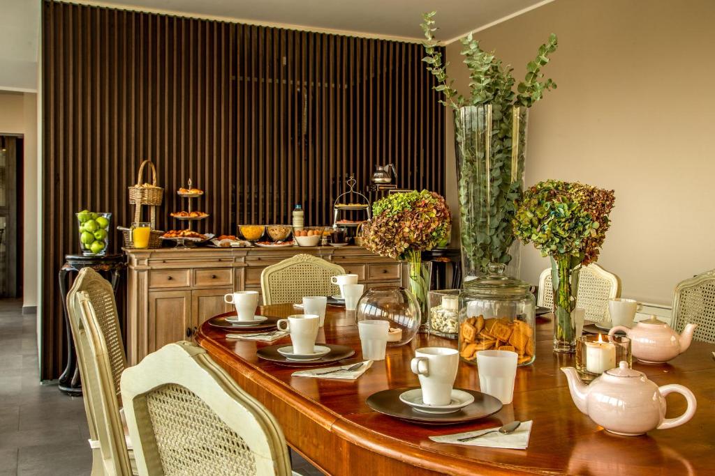 The B Place - Resim 36