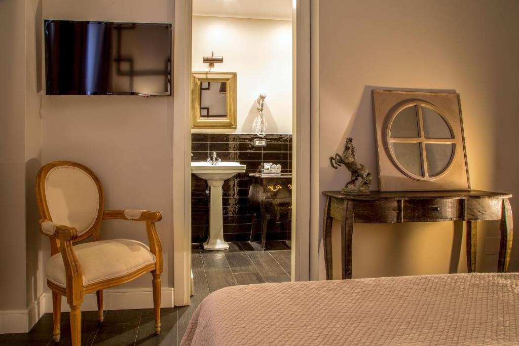 The B Place - Resim 5