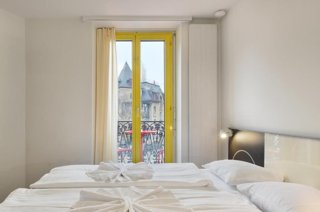 Swiss Star California - Self Check-In - Resim 14