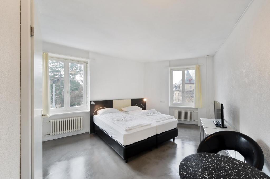 Swiss Star California - Self Check-In - Resim 13