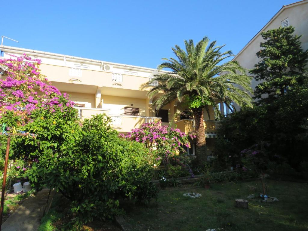 Zahrada ubytování Apartments Palma Novalja