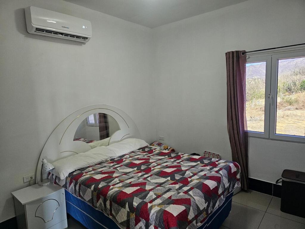 Modern AC Excellent location