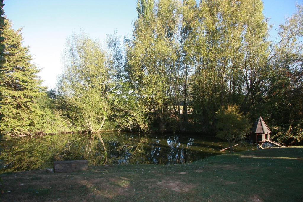 Gallery image of Les Bouts de Rallé Chambre d&#39;Hotes in Sainte-Osmane