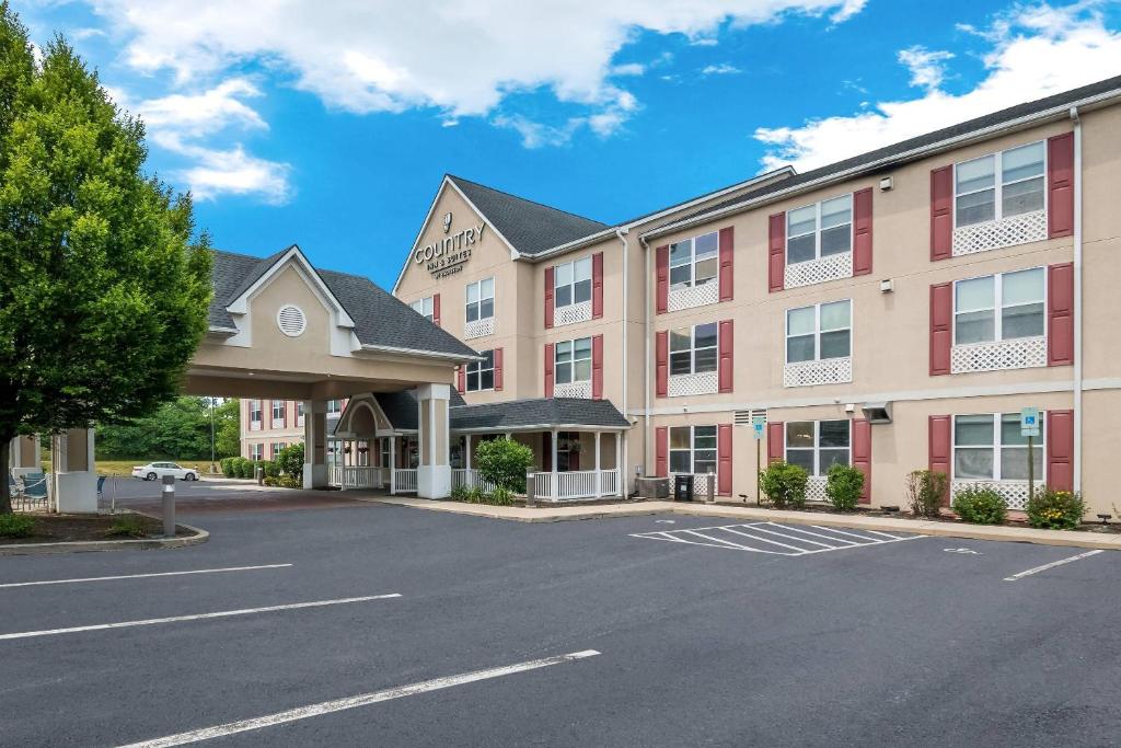 Country Inn & Suites by Radisson, Harrisburg Northeast - Hershey - Housity