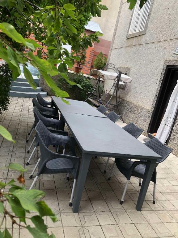 فضای داخلی Jrvezh House در ایروان - تصویر ۳