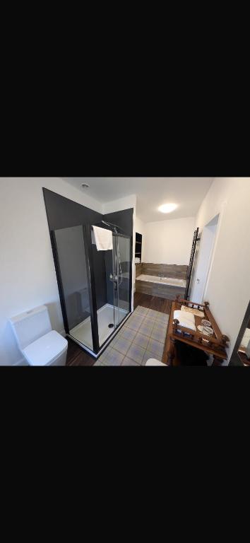 Cambeth Lodge Guesthouse - King Room