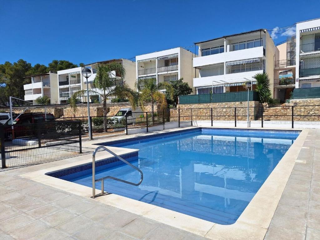 Independent appartment with pool