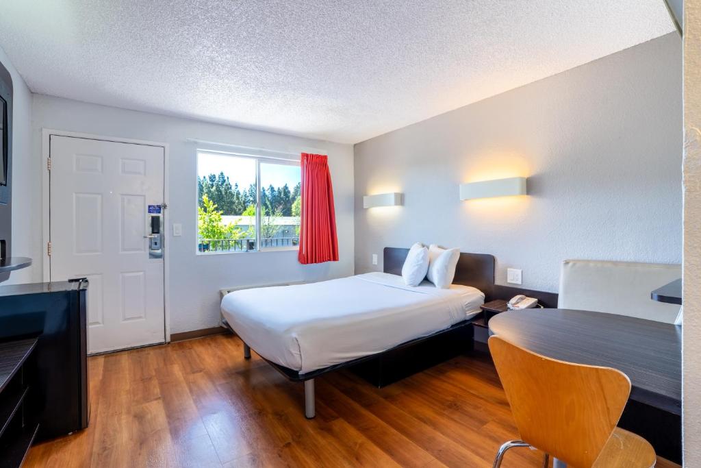 Motel 6-Pleasanton, CA photo