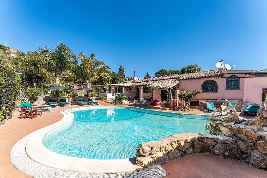 Guest House Villa Verde - Short Term Room Rentals - Housity