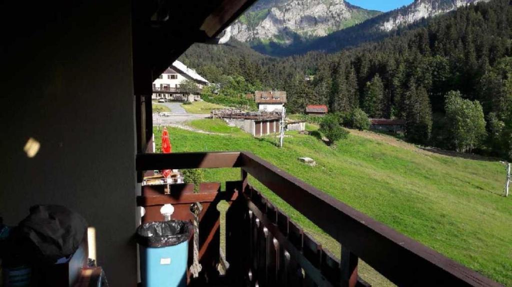 Peisaj natural din apropierea acestui apartament