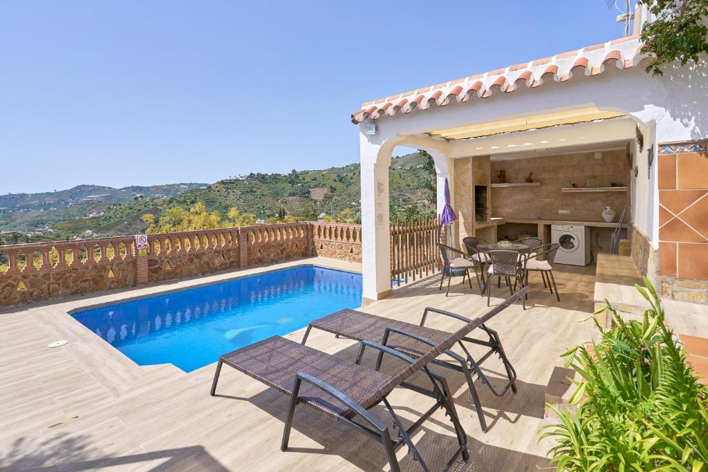 Villa Piedra Blanca