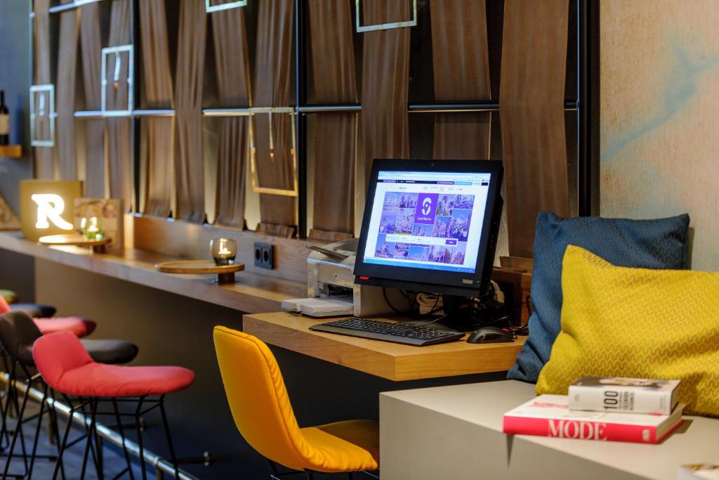 Posezení v ubytování MERCURE Hotel Berlin Wittenbergplatz