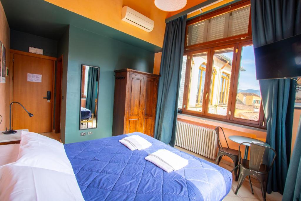 Ostello Bello Firenze - Double Or Twin Room With View
