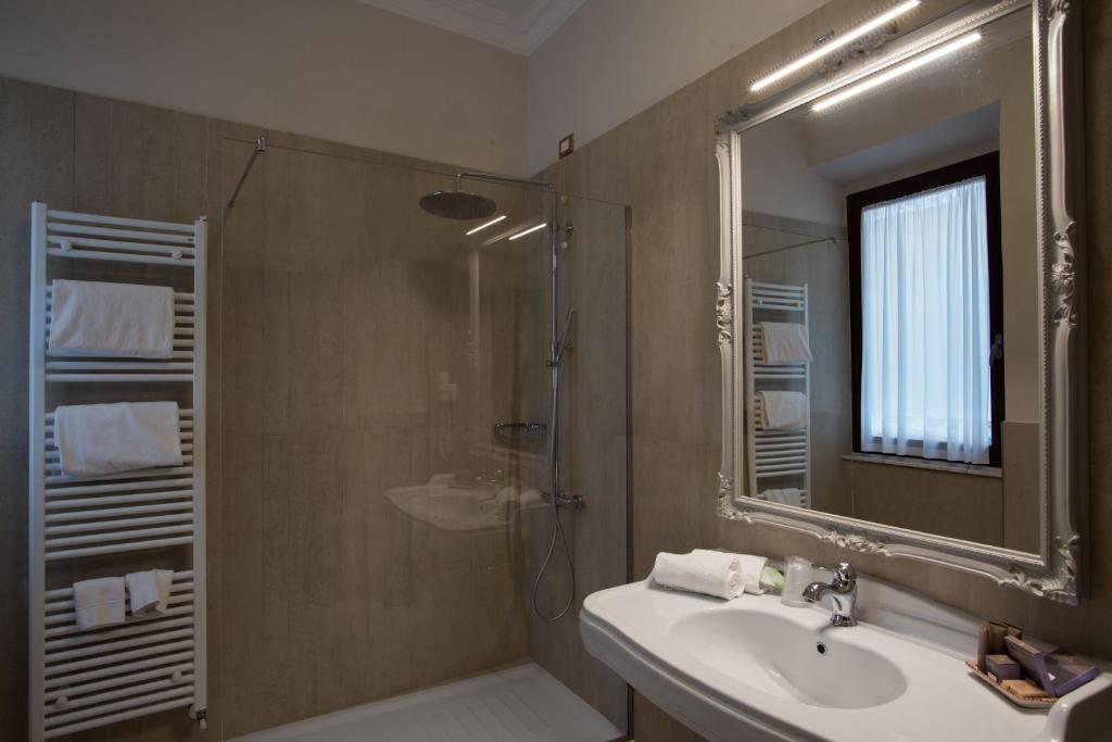 Palazzo Dei Mercanti - Dimora & Spa - Suite With Spa Access