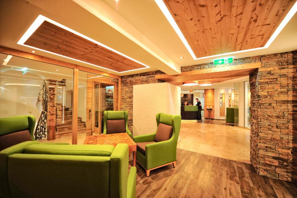 Posezení v ubytování Hotel Arnika