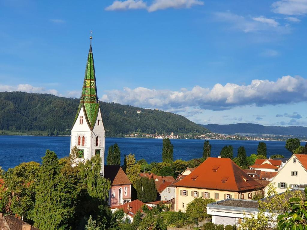 Ferienwohnung Panorama Seesicht - Hizvo