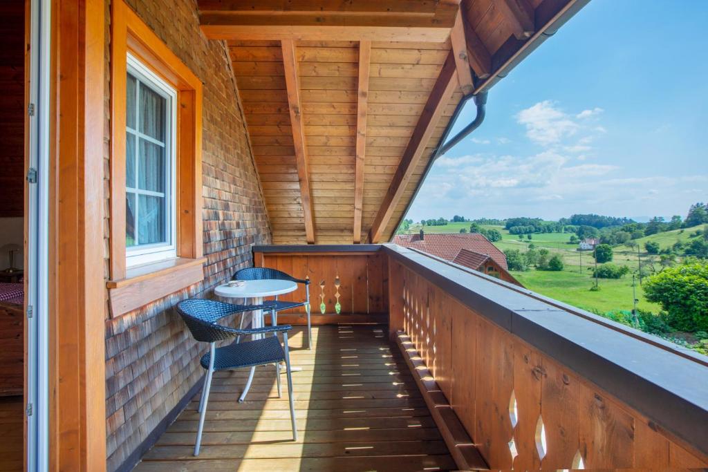 Haus Schlageter - Superior One-Bedroom Apartment With Balcony