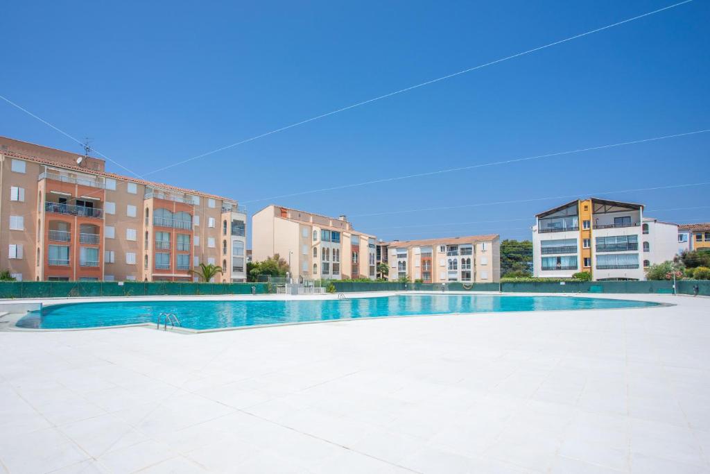 T2 Meublé 38m² loggia 6 pers maxi
