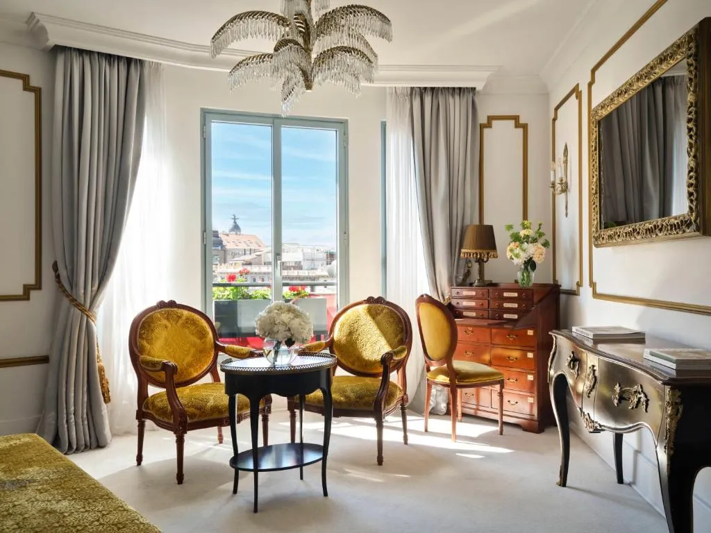 Two-Bedroom Suite