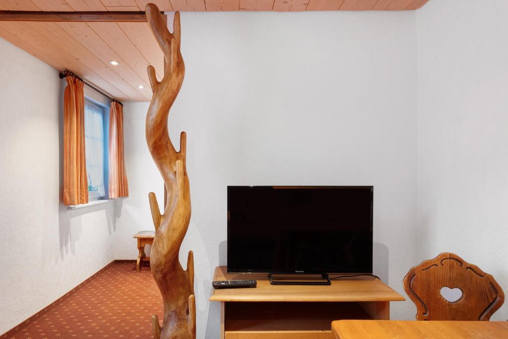 Gasthaus Heiligenbrunnen - Quadruple Room With Shower