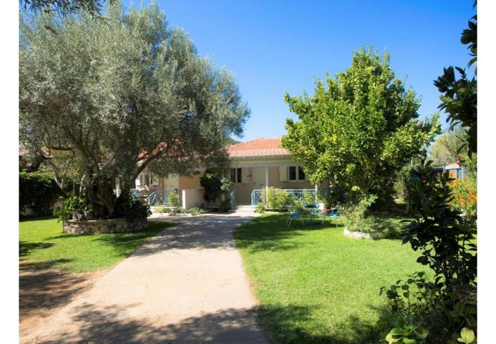 Aelia House - Elia