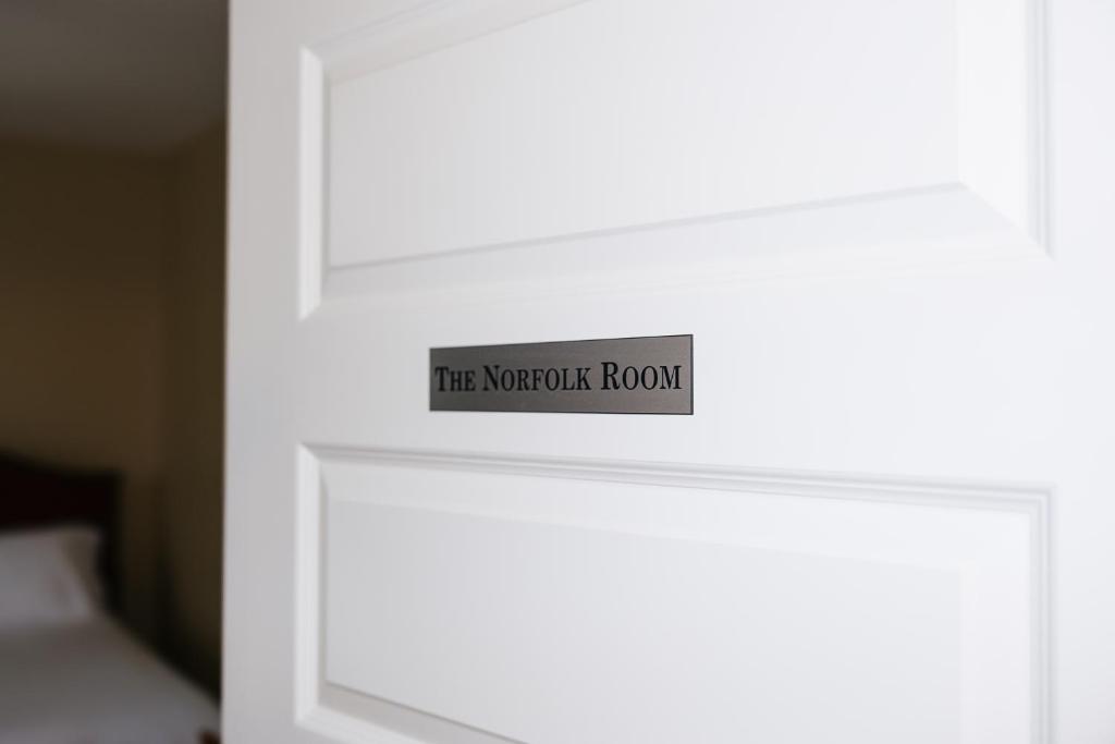 The Grand Lux Inn - Tweepersoonskamer Met Eigen Badkamer