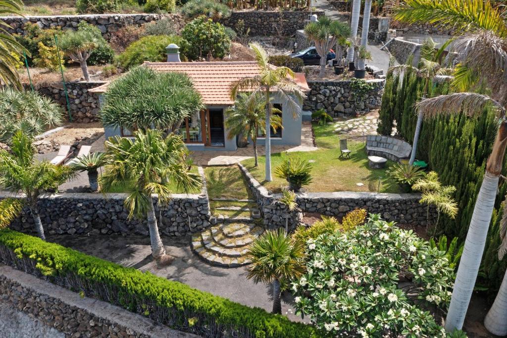 an aerial view of a house with palm trees at Villa Gorgonia in Tijarafe
