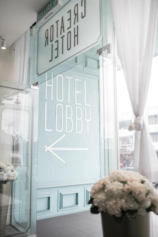 Certifikát, hodnocení, plakát nebo jiný dokument vystavený v ubytování Creator Hotel