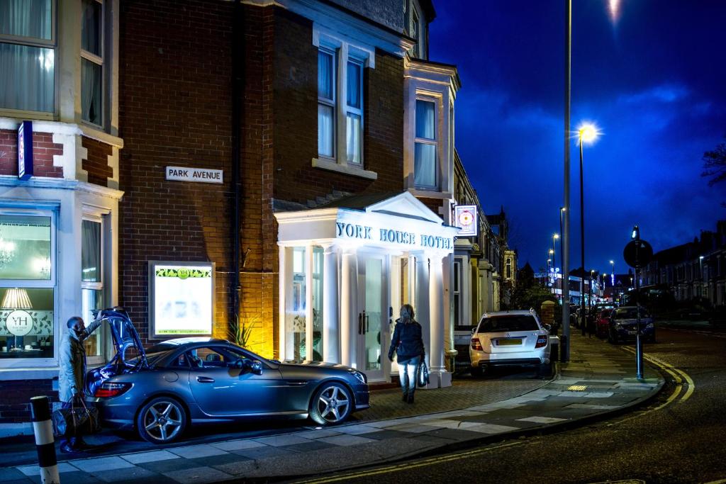 Gallery image of York House Hotel in Whitley Bay